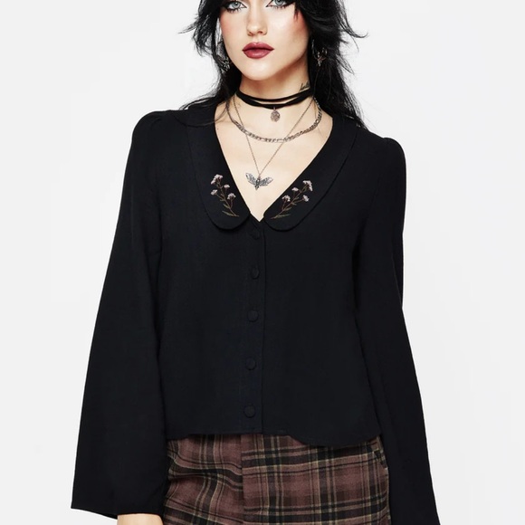 Disturbia Tops - Disturbia FLORAL EMBROIDERED COLLAR TOP NWOT